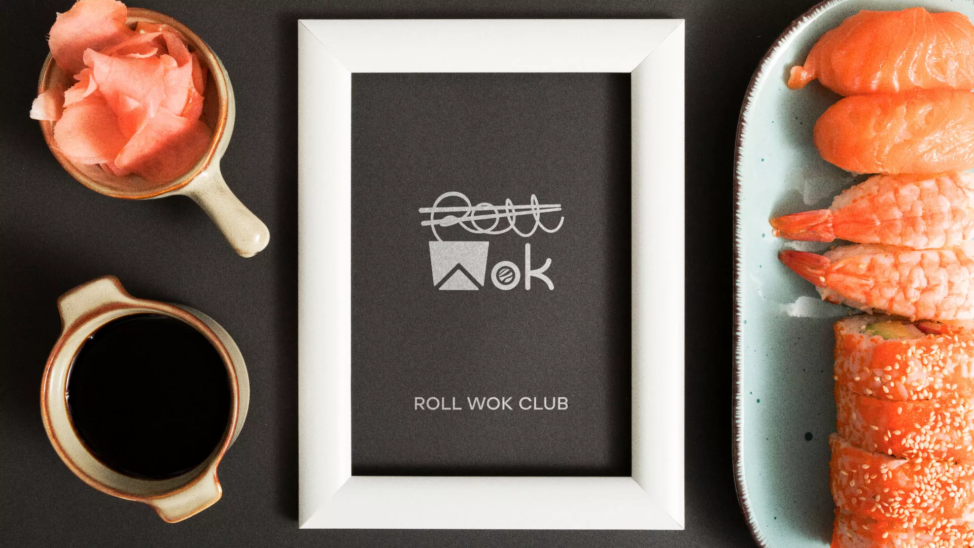 Разработка логотипа суши-бара «Roll Wok Club» в Наволоках