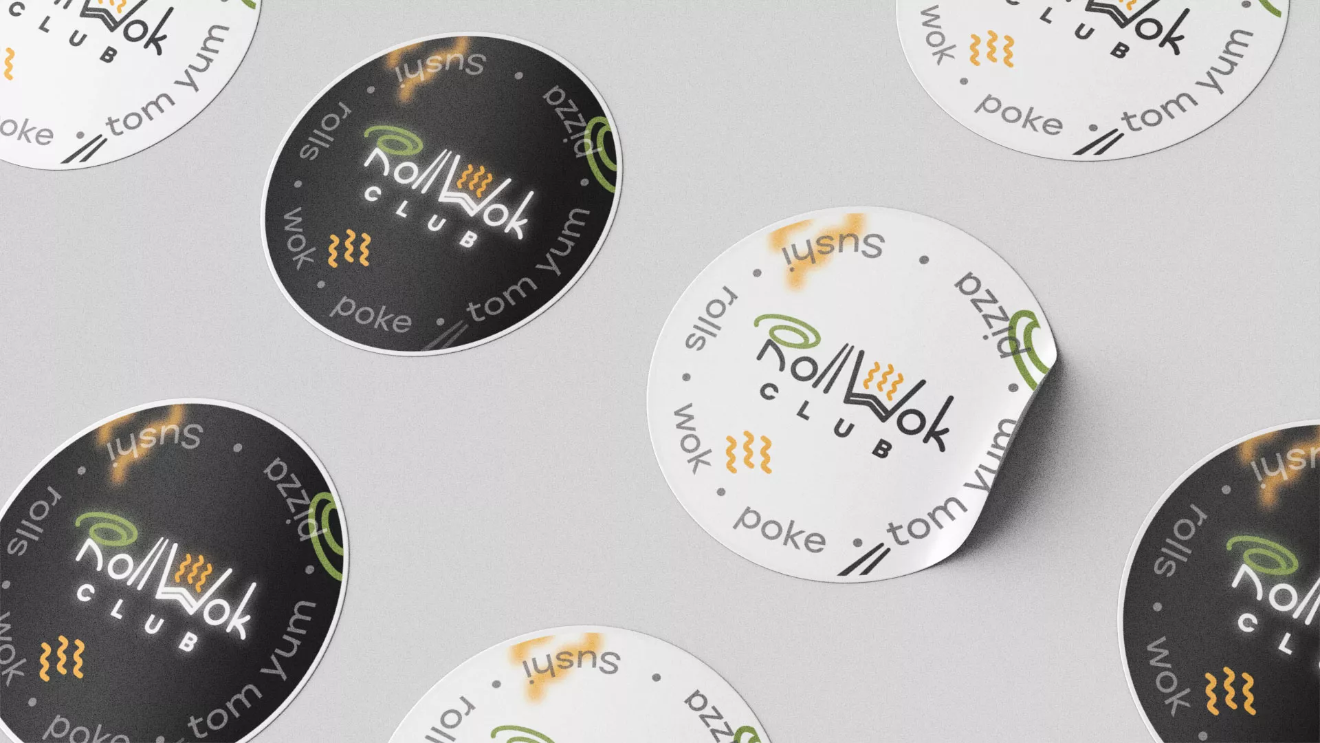 Разработка наклеек для суши-бара «Roll Wok Club» в Наволоках